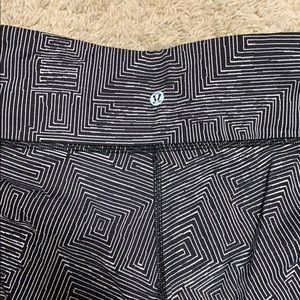Lululemon crop leggings
